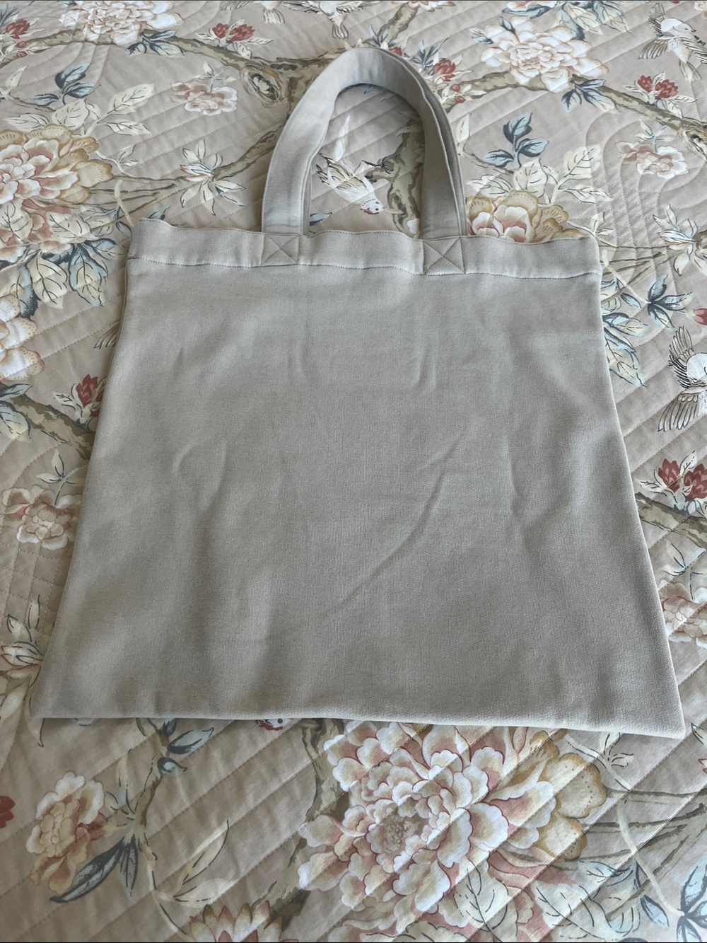 Saint Laurent Fleece Tote Bag - Picture 6 of 12
